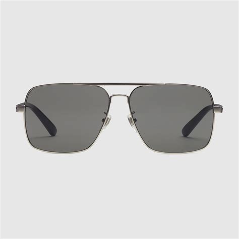 Navigator frame sunglasses in light ruthenium metal 